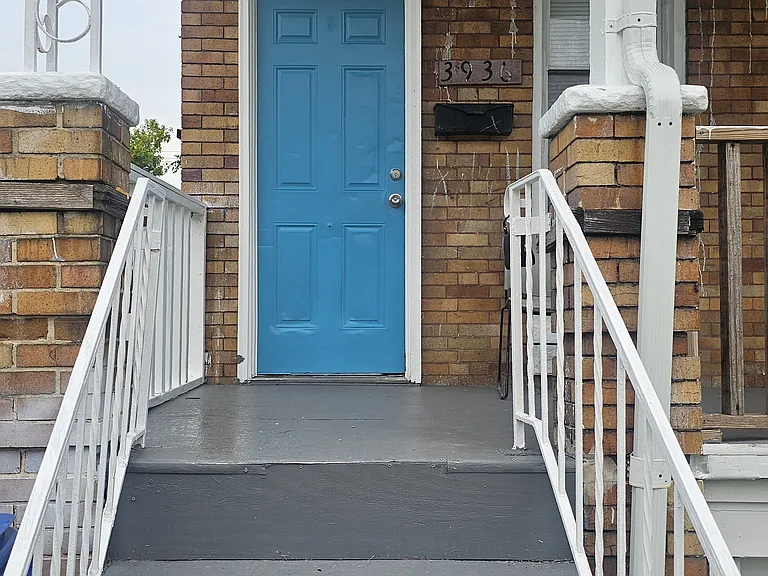 3936 Park Heights Ave — Photo 2
