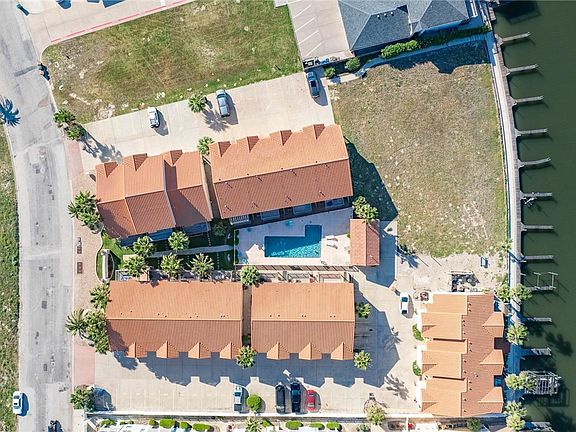 4th image of 14878 Granada Dr APT 402
