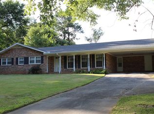 3003 Robinson Rd NE, Marietta, GA 30068