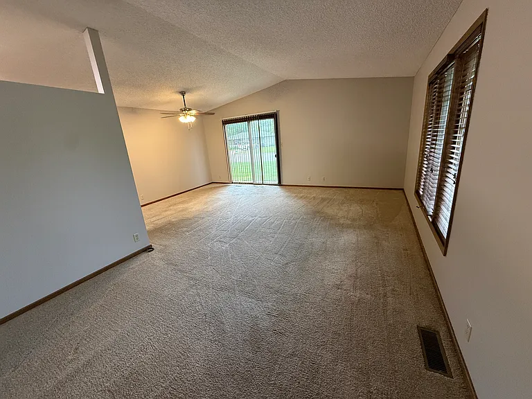 3600 A & B Radcliffe Ter #A — Photo 3