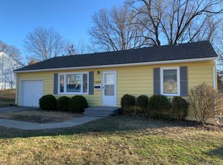 1003 NE 67th Pl, Gladstone, MO 64118