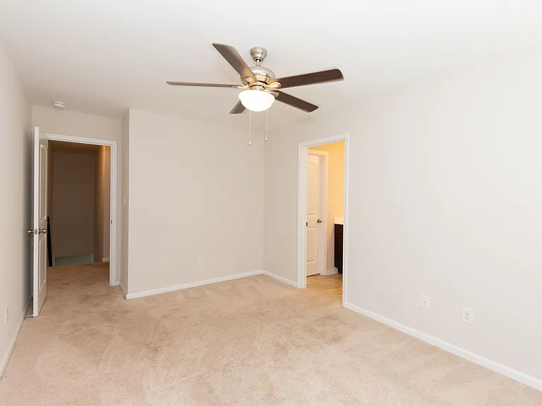 530 Oyster Rock Ln — Photo 20