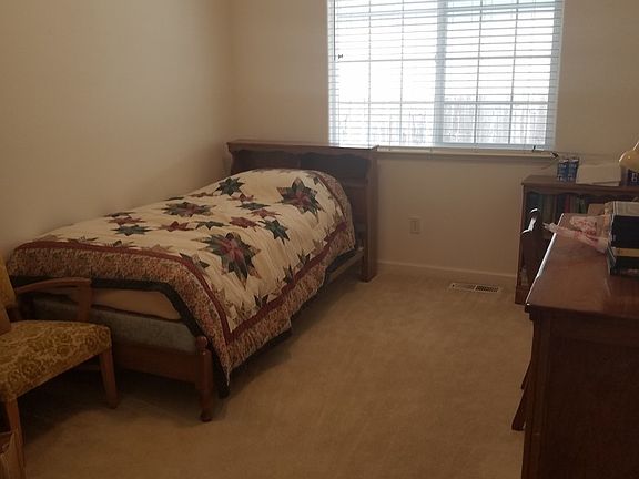 4th image of 189 Theodor Ln