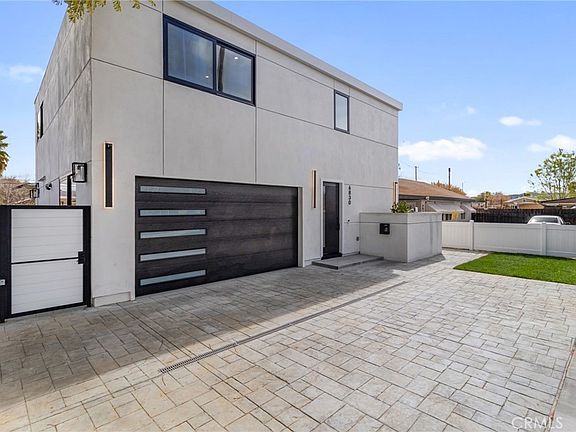 3rd image of 6830 N Lubao Ave