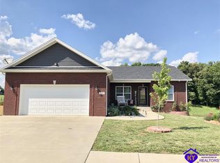 106 Sawgrass Ave, Vine Grove, KY 40175