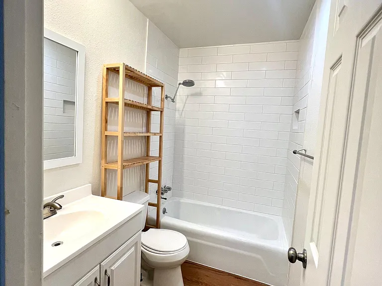Upstairs bathroom