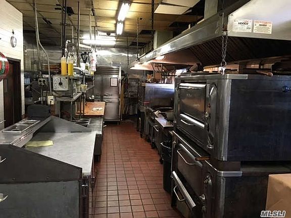 5th image of 2880 Grand Ave