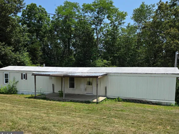 1814 Black Oak Rd, Warfordsburg, PA 17267