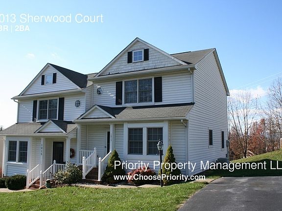 2nd image of 1013 Sherwood Ct