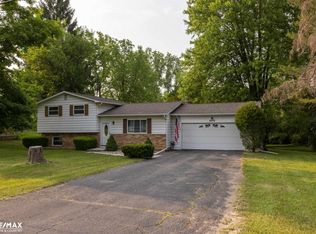 9210 W Carpenter Rd, Flushing, MI 48433