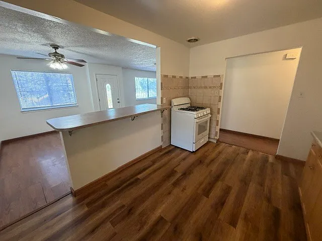 3048 Harris Ave — Photo 6