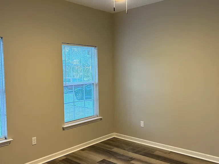 61078 Richard St — Photo 14