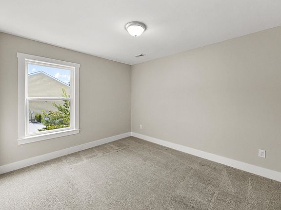 5th image of 194 Eastberrys Creek Rd