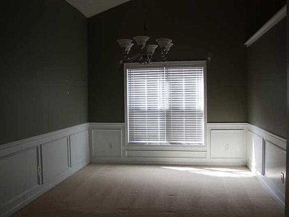 4th image of 1616 Dunton Green Way