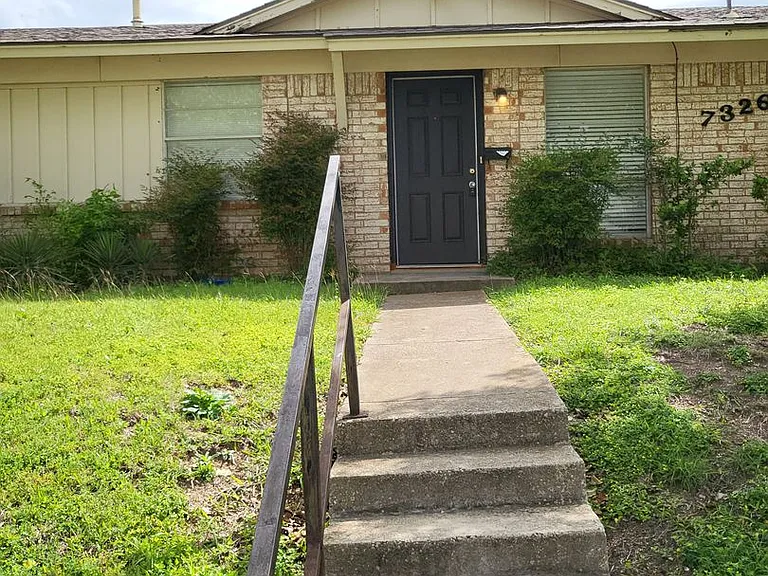 7326 Harold Walker Dr — Photo 1