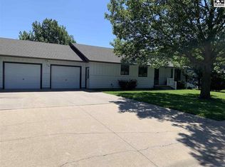 600 S Walnut St, Inman, KS 67546