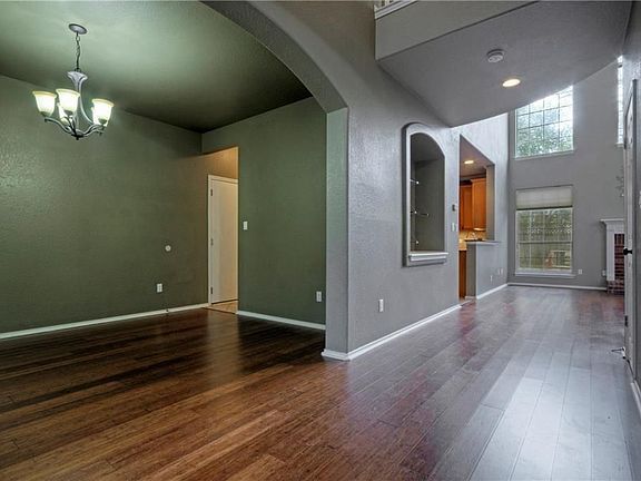 3rd image of 1411 Hargis Creek Trl
