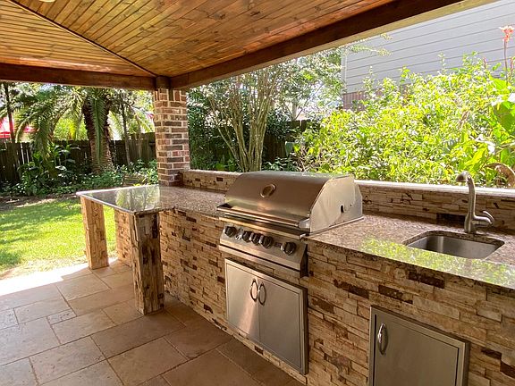 3rd image of 19747 Twin Canyon Ct