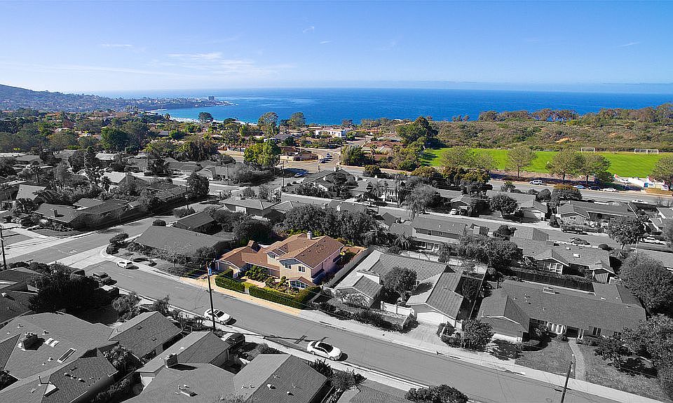 1st image of 8814 Robin Hood Ln