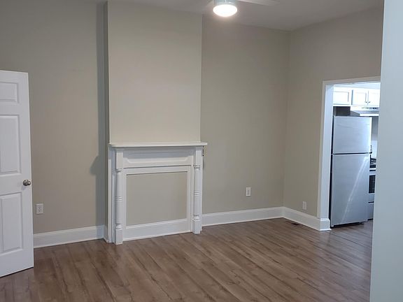 2nd image of 642 High St #1A-2B