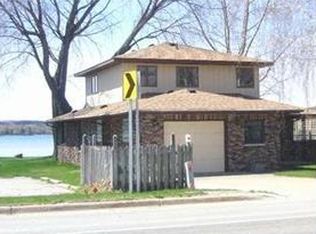 4709 Main St, Onekama, MI 49675