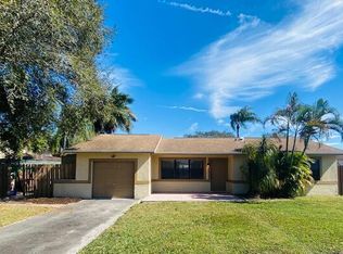18437 Spanish Isles Pl, Boca Raton, FL 33496