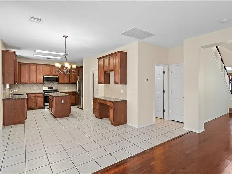 11508 Staked Plains Dr — Photo 10