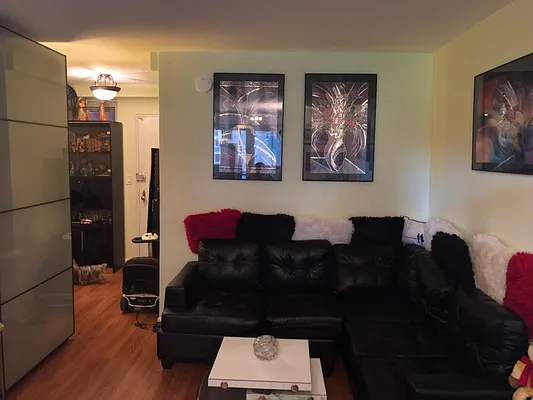 Sold by EZ Sell Realty | media 10