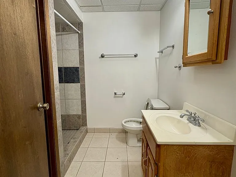 340 Olympic Dr — Photo 9