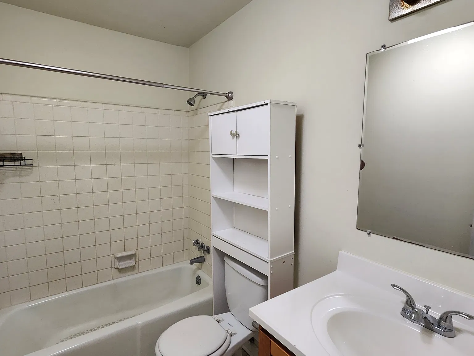 3417 Golden Drive - D — Photo 2