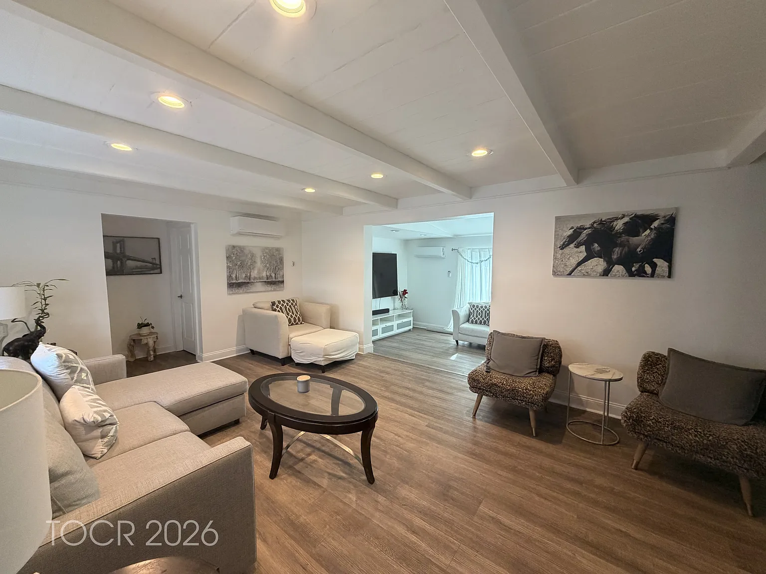 5 bed, 1.5 bath, $4,600 — Photo 2