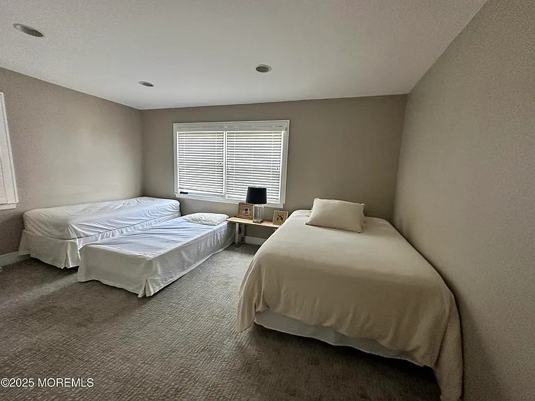 330 Highland Ave — Photo 19
