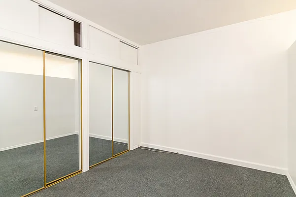 Rented by Oxford Property Group | media 7