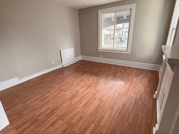 1042 Leishman Ave #1, New Kensington, PA 15068