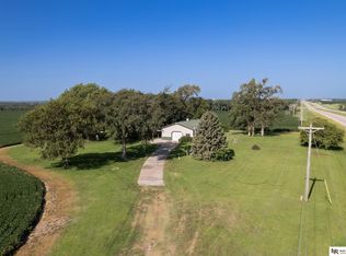 691 N 12th Rd, Palmyra, NE 68418