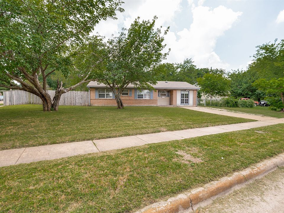 1st image of 2524 Suffolk Ln