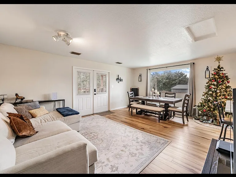 4622 Justin Ln — Photo 4