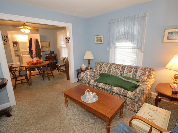 5th image of 309 Wilson Ave