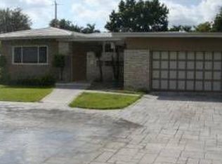 940 NE 73rd St, Miami, FL 33138
