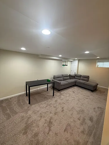 2301 Iverson St Photo 1