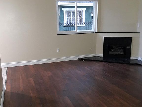 Living room with gas burning fireplace