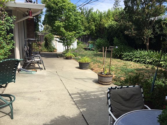 2nd image of 127 Atherwood Ave