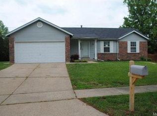 16863 Paradise Peak Cir, Ballwin, MO 63011