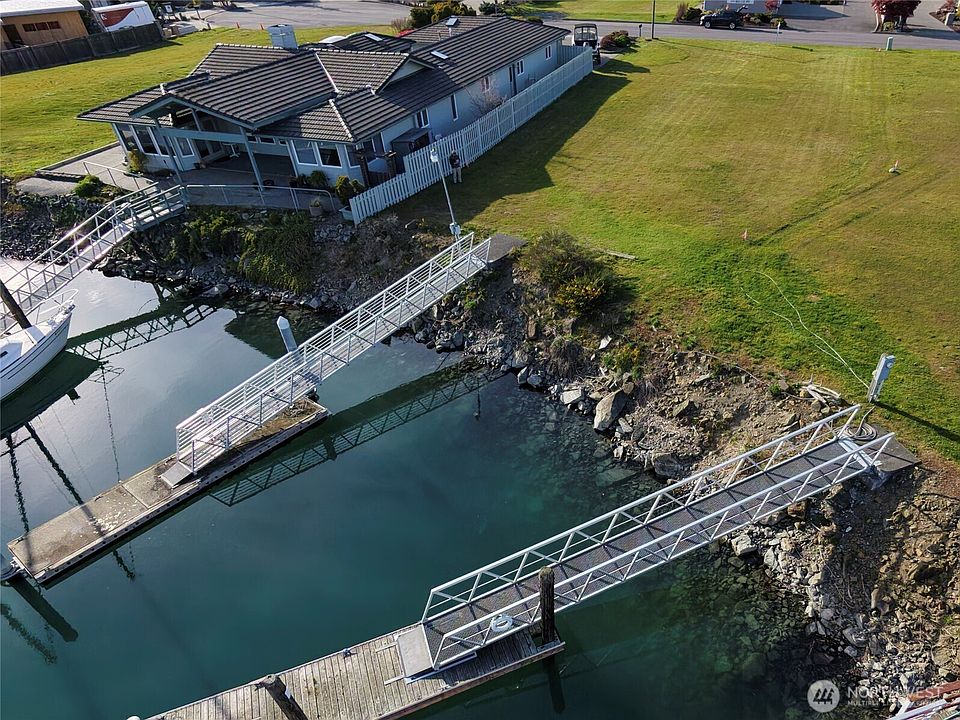 1st image of 2005 Cove Place