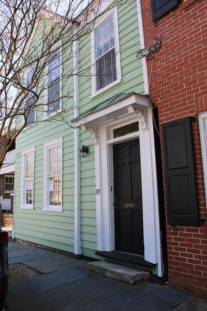 Building Photo - 137 Wentworth St