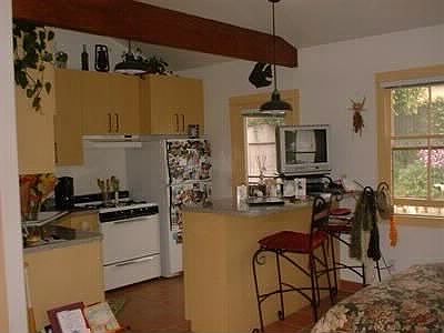 2nd image of 107 S Evergreen Dr
