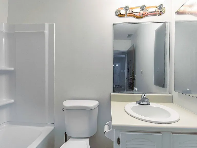 10504 Moorwood Ridge Cir — Photo 12