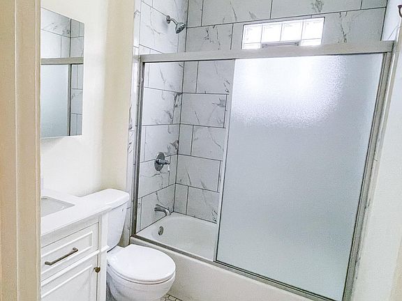 2nd fl bath