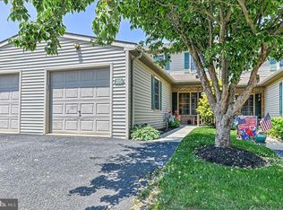 105 Oak Xing, Dallastown, PA 17313