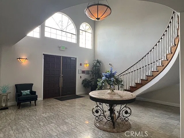 2 bed, 1603 sqft, $3,800 — Photo 4